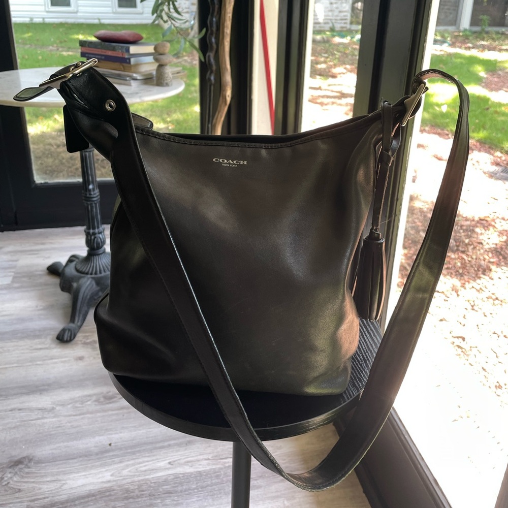 Beautiful Vintage Coach large bucket bag Black